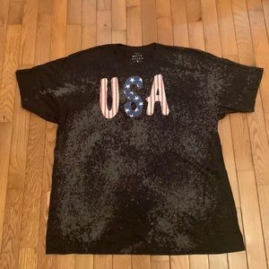 The White Stitch Bleach Splattered “USA” T-Shirt (Black)